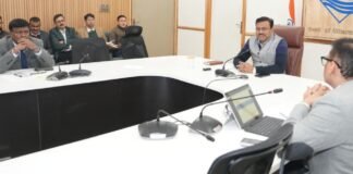 Dehradun:-मुख्य सचिव आनन्द बर्द्धन ने धीमी गति के प्रोजेक्ट्स पर जताई नाराजगी,तेजी लाने के दिए निर्देश