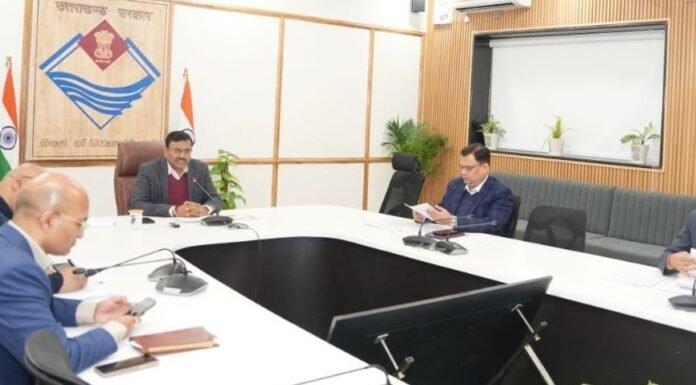 Dehradun:-मुख्य सचिव आनन्द बर्द्धन ने की प्रधानमंत्री द्वारा विभिन्न अवसरों पर शिलान्यास की गयी परियोजनाओं की प्रगति की समीक्षा