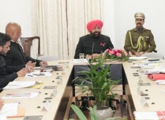 Uttarakhand:-राज्यपाल गुरमीत सिंह की अध्यक्षता में आयोजित हुई उत्तराखण्ड क्रीड़ा विश्वविद्यालय,प्रबन्ध परिषद की प्रथम बैठक