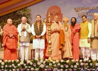 Haridwar:-‘संत सम्मेलन’ में शामिल हुए सीएम धामी कहा-सनातन संस्कृति और राष्ट्र चेतना के प्रतीक थे ब्रह्मगिरी महाराज