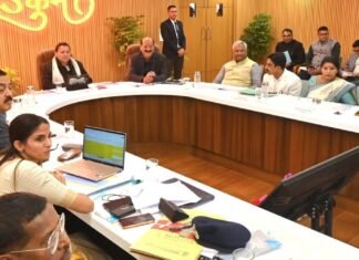 Haridwar:-मुख्यमंत्री पुष्कर धामी ने की कुंभ मेला तैयारियों की समीक्षा कहा-दिव्य,भव्य और ऐतिहासिक होगा कुंभ मेला