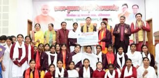 Dehradun:-संस्कृत छात्र प्रतिभा सम्मान कार्यक्रम में शामिल हुए सीएम धामी-विद्यार्थियों को प्रदान की गार्गी बालिका संस्कृत,डॉ.भीमराव अंबेडकर अनुसूचित जाति,अनुसूचित जनजाति संस्कृत छात्रवृत्ति
