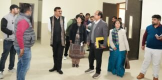 Dehradun:-मुख्य सचिव आनन्द बर्द्धन ने हर्रावला में नवनिर्मित शकुंतला रानी सरदारी लाल ओबेरॉय राजकीय मैटरनिटी एवं कैंसर चिकित्सालय का किया निरीक्षण