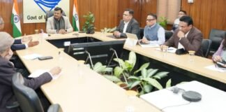 Dehradun:-मुख्य सचिव आनंद बर्धन अध्यक्षता में स्थानीय निकायों को वित्तीय रूप से सशक्त बनाने पर मंथन