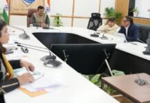 Uttarakhand:-मुख्य सचिव आनंद बर्धन ने की राज्य की वित्तीय स्थिति सुदृढ़ करने हेतु राजस्व प्राप्तियों की व्यापक समीक्षा