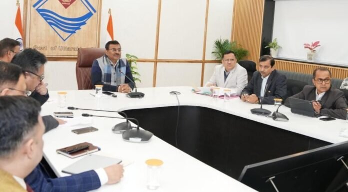 Uttarakhand:-मुख्य सचिव आनन्द बर्द्धन की अध्यक्षता में हुई सचिव समिति की बैठक,विभिन्न विषयों पर चर्चा कर दिए दिशा निर्देश
