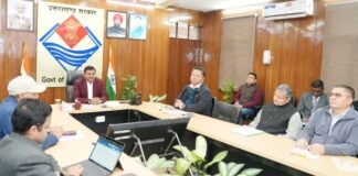 Uttarakhand:-मुख्य सचिव की अध्यक्षता में हुई में राज्य में फल उत्पादन को बढ़ावा देने के लिए गठित उच्चाधिकार प्राप्त समिति की बैठक,ड्रै’गन फ्रूट,कीवी,अति सघन सेब बागवानी एवं सुफल योजना से उत्तराखंड बनेगा‘फलपट्टी’