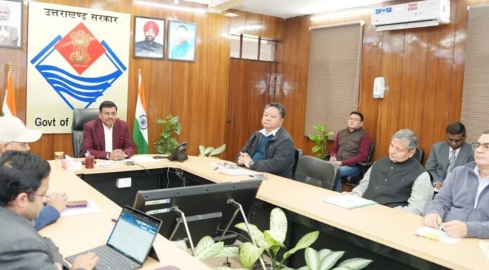 Uttarakhand:-मुख्य सचिव की अध्यक्षता में हुई में राज्य में फल उत्पादन को बढ़ावा देने के लिए गठित उच्चाधिकार प्राप्त समिति की बैठक,ड्रै’गन फ्रूट,कीवी,अति सघन सेब बागवानी एवं सुफल योजना से उत्तराखंड बनेगा‘फलपट्टी’