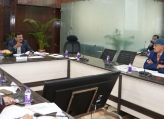 Dehradun:-मुख्य सचिव आनन्द बर्द्धन ने की राजस्व विभाग की समीक्षा,राजस्व मामलों के त्वरित निस्तारण के दिए निर्देश