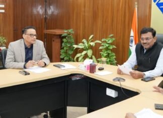 Uttarakhand:-मुख्य सचिव आनंद बर्धन की अध्यक्षता में हुई विभिन्न विभागों की परियोजनाओं एवं योजनाओं से संबंधित मिसिंग लिंक फंडिंग की बैठक