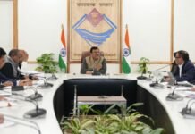 Dehradun:-मुख्य सचिव आनंद बर्धन ने की स्वीकृतियों,प्रतिपूर्ति एवं धनराशि निर्गम की समीक्षा