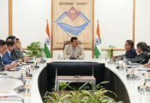 Dehradun:-मुख्य सचिव आनन्द बर्द्धन ने सभी विभागीय सचिवों को बाह्य सहायतित योजनाओं के तहत नई योजनाओं की कार्ययोजना के प्रस्ताव तैयार कर उपलब्ध कराने के दिए निर्देश