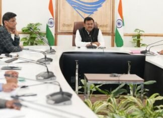 Uttarakhand:-मुख्य सचिव आनंद बर्धन ने की राज्य कार्यकारिणी समिति की बैठक में राज्य आपदा मोचक निधि एवं राज्य आपदा न्यूनीकरण निधि के प्रस्तावों की समीक्षा