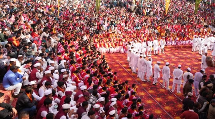 Champawat:-लोहाघाट होली रंग महोत्सव में शामिल हुए सीएम धामी,जनसमुदाय संग साझा की उत्सव की खुशियां