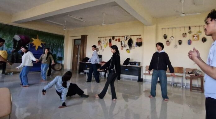 Dehradun:-दून विश्वविद्यालय में 10 से 12 फरवरी तक आयोजित तीन दिवसीय कार्यशाला ‘मास्क मिरर परफॉर्मेंस साइकोलॉजी’ का हुआ समापन