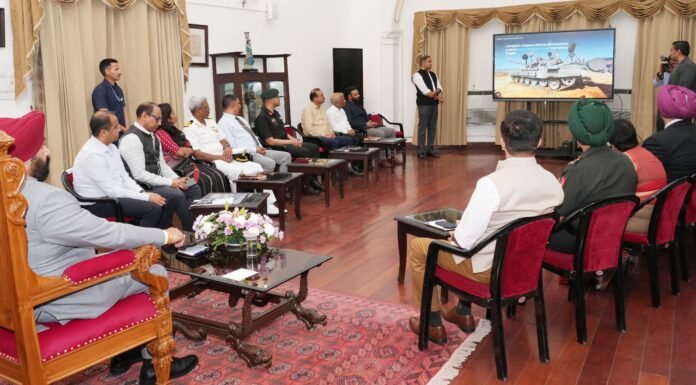 Uttarakhand:-राज्यपाल गुरमीत सिंह के समक्ष विशेषज्ञों द्वारा अत्याधुनिक काउंटर ड्रोन तकनीक का विस्तृत प्रस्तुतिकरण एवं डेमो का किया गया प्रदर्शन