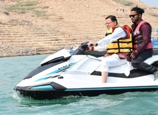 TEHRI:-मुख्यमंत्री पुष्कर धामी ने किया टिहरी लेक फेस्टिवल का उद्घाटन,टिहरी झील में रोमांच के सफर पर लिया आनंद