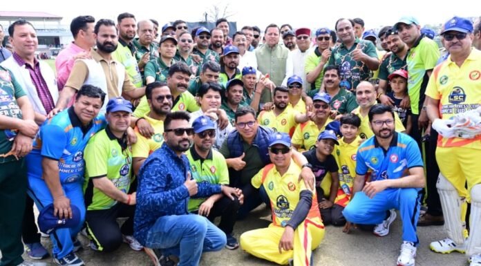 Dehradun:-महाराणा प्रताप स्पोर्ट्स कॉलेज में उत्तरांचल प्रेस क्लब द्वारा आयोजित मंजुल सिंह मांजिला स्मृति अंतर क्रिकेट टूर्नामेंट का सीएम धामी ने किया शुभारंभ