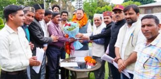 Uttarakhand:-दिवारीखौल जोखणी मोटर मार्ग की वित्तीय स्वीकृति के लिये क्षेत्रीय जनप्रतिनिधियों ने सीएम धामी का जताया आभार