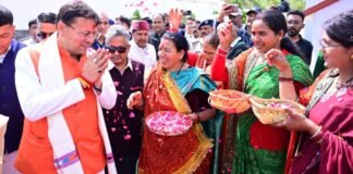 Champawat:-मुख्यमंत्री पुष्कर धामी ने चम्पावत के समग्र विकास के लिए की कई घोषणाएं कहा-‘आदर्श जनपद’ की दिशा में तेजी से आगे बढ़ रहा है चम्पावत