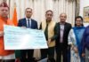 Dehradun:-केनरा बैंक ने मुख्यमंत्री राहत कोष हेतु 25 लाख रुपये का चेक किया भेंट