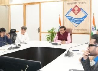 Uttarakhand:-मुख्य सचिव आनंद बर्द्धन की अध्यक्षता में हुई व्यय वित्त समिति की बैठक,विभिन्न प्रस्तावों को संस्तुति प्रदान