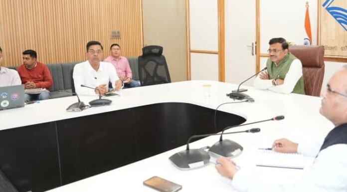 Uttarakhand:-मुख्य सचिव आनन्द बर्द्धन की अध्यक्षता में हुई राज्य आपदा मोचन निधि एवं राज्य आपदा न्यूनीकरण निधि मद के अंतर्गत प्राप्त प्रस्तावों के अनुमोदन हेतु राज्य कार्यकारिणी समिति की बैठक