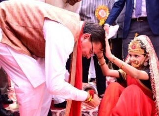 Dehradun:-मुख्यमंत्री पुष्कर धामी ने सामूहिक कन्या पूजन कार्यक्रम में किया प्रतिभाग,प्रदेशवासियों को दी चैत्र नवरात्र की शुभकामनाएं