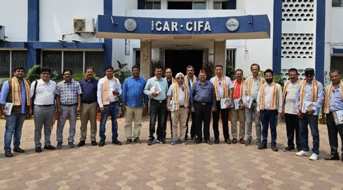 National:-भुवनेश्वर में ‘ब्लू इकोनॉमी’और भारत की वैश्विक मत्स्य उत्पादन क्षमता को लेकर उत्तराखंड के पत्रकारों ने किया अवलोकन