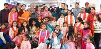 Dehradun:-महाअष्टमी के अवसर पर मसूरी में कैबिनेट मंत्री गणेश जोशी ने किया राधा कृष्ण मंदिर में 151 कन्याओं का सामूहिक पूजन