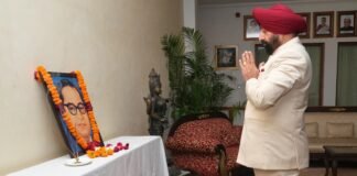 Dehradun:-राज्यपाल गुरमीत सिंह एवं सीएम धामी ने डॉ.भीमराव आंबेडकर की जयंती पर उनके चित्र पर पुष्प अर्पित कर दी श्रद्धांजलि