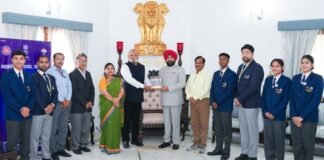 Dehradun:-राज्यपाल गुरमीत सिंह से लोक भवन में राष्ट्रीय सेवा योजना एन.एस.एस. के स्वयंसेवकों ने की मुलाकात