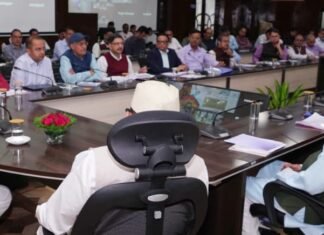 Uttarakhand:-मुख्यमंत्री पुष्कर धामी ने की 5 विधानसभाओं की सीएम घोषणाओं की समीक्षा,चारधाम यात्रा से पहले सभी तैयारियां समय पर पूरी करने के निर्देश