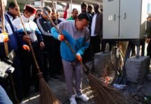 Uttarakhand:-मुख्यमंत्री पुष्कर धामी ने नगर निगम,देहरादून द्वारा आयोजित “स्वेच्छा से स्वच्छता” कार्यक्रम में किया प्रतिभाग,प्रदेशवासियों को स्वच्छता के प्रति जागरूक रहने का दिया संदेश