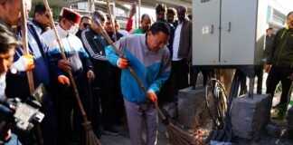 Uttarakhand:-मुख्यमंत्री पुष्कर धामी ने नगर निगम,देहरादून द्वारा आयोजित “स्वेच्छा से स्वच्छता” कार्यक्रम में किया प्रतिभाग,प्रदेशवासियों को स्वच्छता के प्रति जागरूक रहने का दिया संदेश