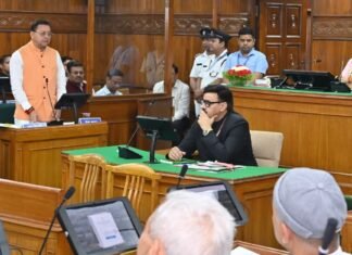 Uttarakhand:-नारी शक्ति वंदन अधिनियम पर आयोजित विधानसभा के विशेष सत्र को संबोधितकरते हुए बोले सीएम धामी-महिला सशक्तिकरण के प्रयासों पर न हो किसी भी प्रकार की राजनीति