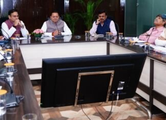 Uttarakhand:-मुख्यमंत्री पुष्कर धामी ने की नैनीताल एवं ऊधमसिंहनगर जनपद की विभिन्न विधानसभाओं से संबंधित मुख्यमंत्री घोषणाओं की समीक्षा