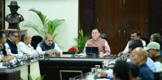 Uttarakhand:-सीएम हेल्पलाइन 1905 पर लंबित शिकायतों के त्वरित निस्तारण के लिएसीएम धामी ने विशेष अभियान चलाने के दिए निर्देश