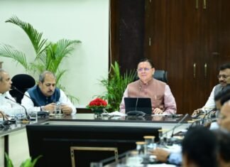 Uttarakhand:-सीएम हेल्पलाइन 1905 पर लंबित शिकायतों के त्वरित निस्तारण के लिएसीएम धामी ने विशेष अभियान चलाने के दिए निर्देश