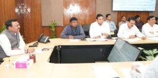 Dehradun:-मुख्य सचिव आनंद बर्द्धन ने ली देहरादून शहर के यातायात संतुलन को लेकर देहरादून मोबिलिटी प्लान की बैठक