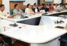 Uttarakhand:-मुख्य सचिव आनन्द बर्द्धनने ली कुम्भ मेला-2027 की तैयारियों को लेकर बैठक,निर्माण कार्यों के शासनादेश के विलम्ब पर जताई नाराजगी