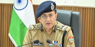 Uttarakhand:-पुलिस मुख्यालय में लॉ एंड ऑर्डर को लेकर उच्च स्तरीय बैठक,डीजीपी ने दिए अधिकारियों को कड़े निर्देश,सीएम धामी के निर्देश पर चलेगा ‘ऑपरेशन प्रहार’