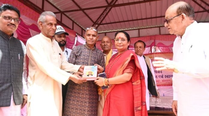 Kotdwar:-विधानसभा अध्यक्ष ऋतु खण्डूडी ने ध्रुवपुर स्थित आर्य समाज कोटद्वार के 74वें वार्षिकोत्सव में किया प्रतिभाग