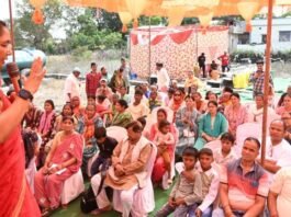 Kotdwar:-विधानसभा अध्यक्ष ऋतु खण्डूडी ने वार्ड नं-32 शिवराजपुर में सड़क का किया उद्घाटन
