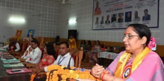 Kotdwar:-विधानसभा अध्यक्ष एवं कोटद्वार विधायक ऋतु खण्डूडी एक दिवसीय डॉ.भीमराव अम्बेडकर के जीवन पर आयोजित गोष्ठी में किया प्रतिभाग