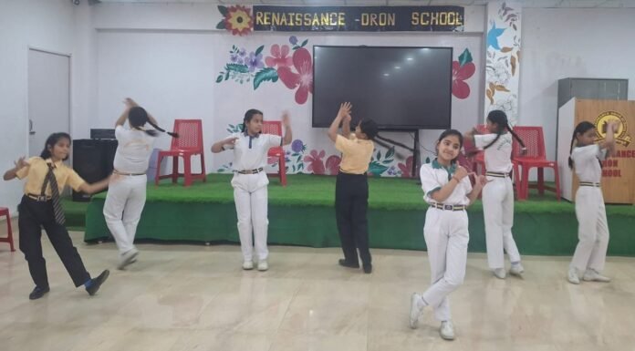 Dehradun:-दून विश्वविद्यालय के थिएटर विभाग के चतुर्थ सेमेस्टर के छात्र-छात्राओं द्वारा प्रोजेक्ट कार्य के अंतर्गत विभिन्न विद्यालयों में बाल रंगमंच कार्यशाला का आयोजन