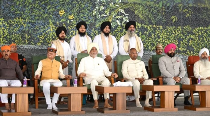 Hyderabad:-श्री गुरु तेग बहादुर जी के 350वें शहीदी वर्ष,श्री रामचंद्र ‘बाबूजी’ महाराज एवं संत तुकडोजी महाराज की जयंती के उपलक्ष्य में आयोजित कार्यक्रम में शामिल हुए राज्यपाल गुरमीत सिंह