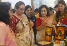 Dehradun:-प्रथम महिला गुरमीत कौर ने हर्षल फाउंडेशन द्वारा आयोजित “दूनहस्तशिल्पबाजार-2026” कार्यक्रम का दीप प्रज्वलित कर किया शुभारंभ