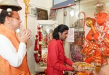 Uttarakhand:-चकराता रोड़ स्थित,प्राचीन श्री हनुमान मंदिर में सीएम धामी ने की विधिवत पूजा-अर्चना कहा-शक्ति,भक्ति,साहस और सेवा के प्रतीक हैं भगवान हनुमान