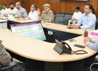 Uttarakhand:-चारधाम यात्रा मार्गों के मानसून सीजन से पहले दुरूस्तीकरण को लेकर लोक निर्माण विभाग,बीआरओ,एनएचएआई एवं राष्ट्रीय राजमार्ग के अधिकारियों के साथ मुख्य सचिव ने की बैठक